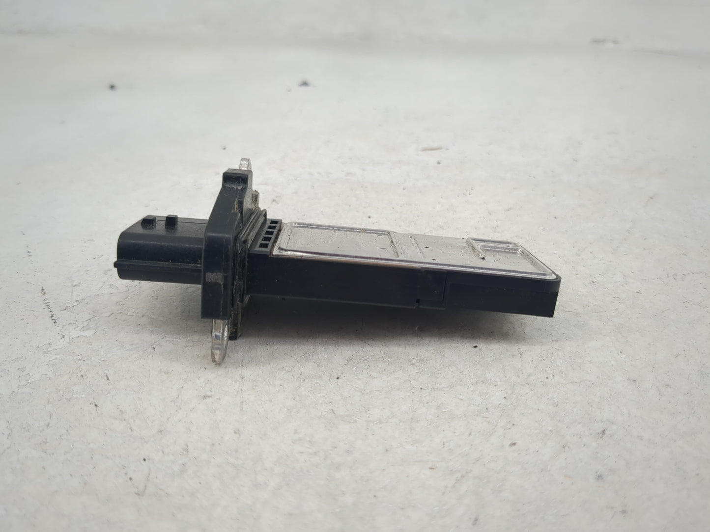 2009-2012 Infiniti Fx35 Mass Air Flow Meter Maf 1488678 - Oemusedautoparts1.com