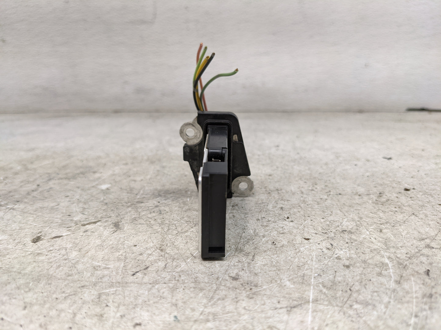 2009-2012 Infiniti Fx35 Mass Air Flow Meter Maf 1489699 - Oemusedautoparts1.com