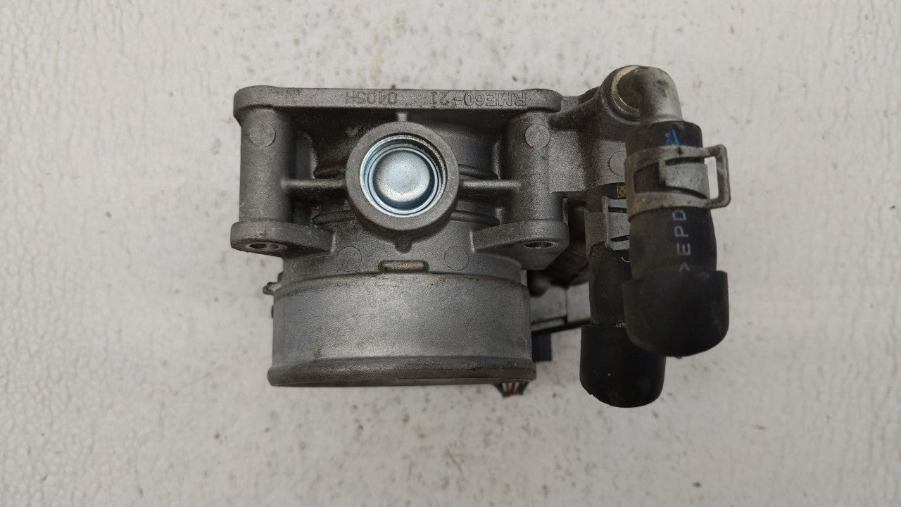 2009-2012 Infiniti Fx35 Throttle Body P/N:526-01 RME75 Fits OEM Used Auto Parts - Oemusedautoparts1.com