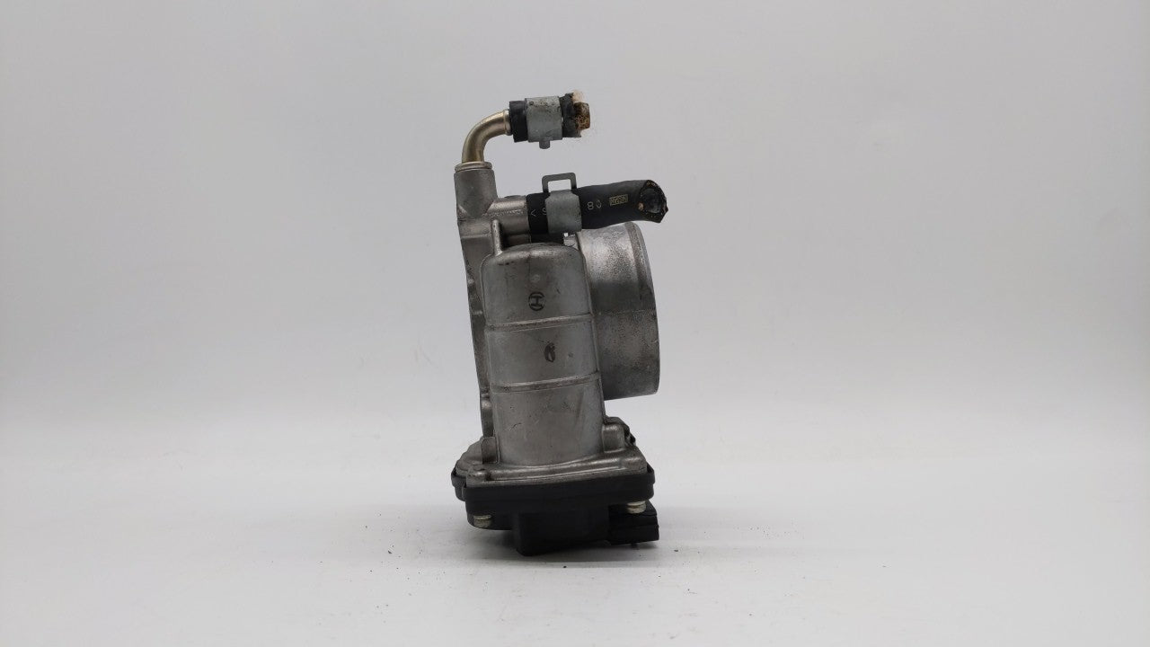 2009 Infiniti Fx35 Throttle Body P/N:526-01 RME75, RME60-21 Fits OEM Used Auto Parts - Oemusedautoparts1.com