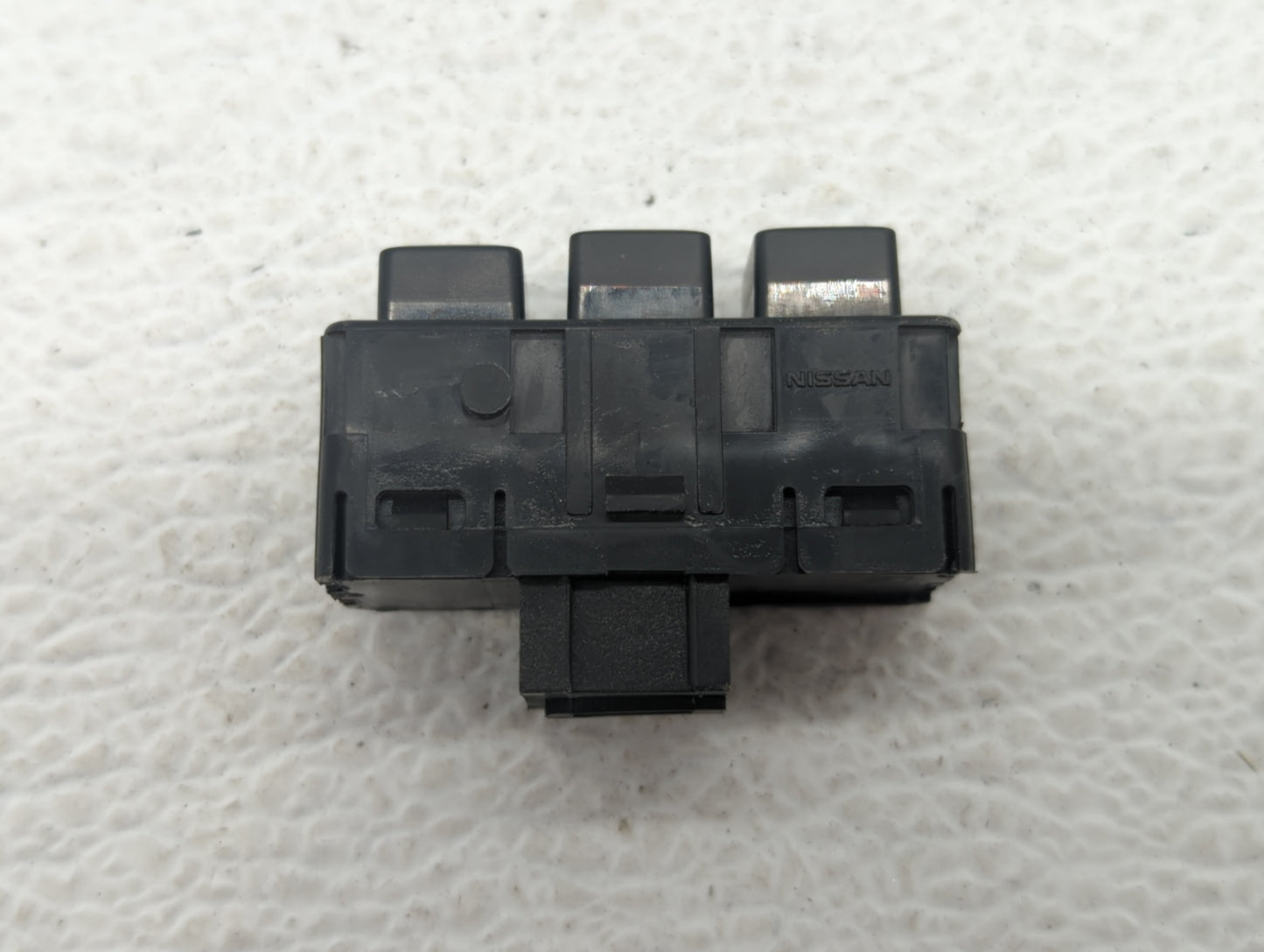 2009 Infiniti Fx35 Front Right Passenger Interior Door Panel Trim - Oemusedautoparts1.com