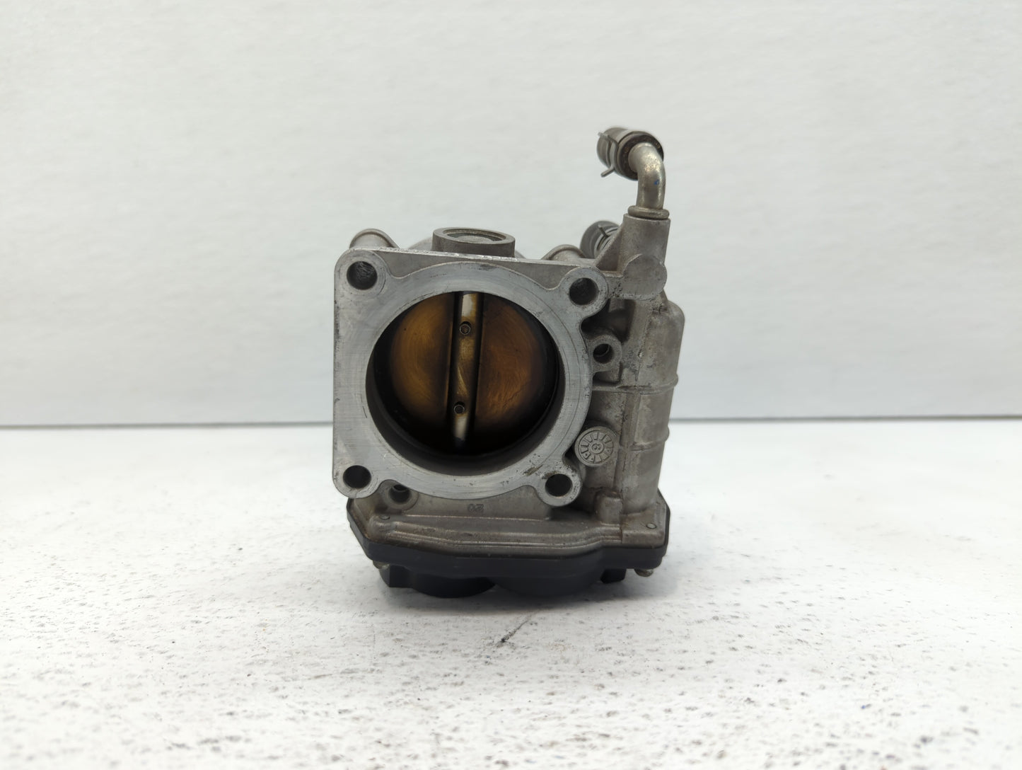 2009-2012 Infiniti Fx35 Throttle Body P/N:526-01 526-02 Fits OEM Used Auto Parts - Oemusedautoparts1.com