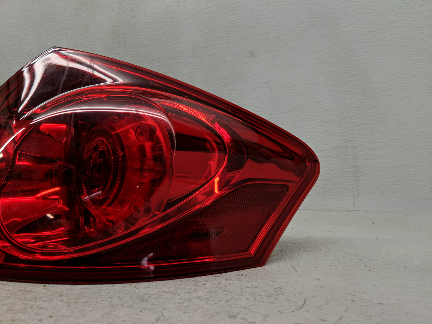 2009 Infiniti G35 Tail Light Assembly Passenger Right OEM Fits OEM Used Auto Parts - Oemusedautoparts1.com