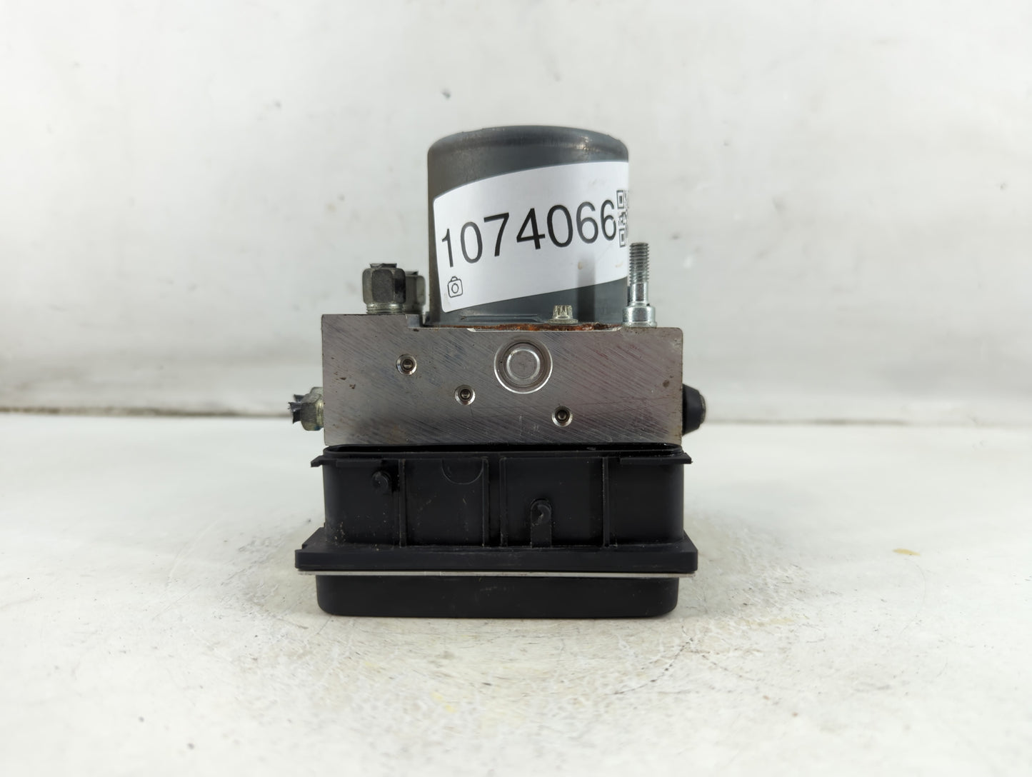 2009-2010 Infiniti G37 ABS Pump Control Module Replacement P/N:47660 JJ50A Fits Fits 2009 2010 OEM Used Auto Parts - Oemused