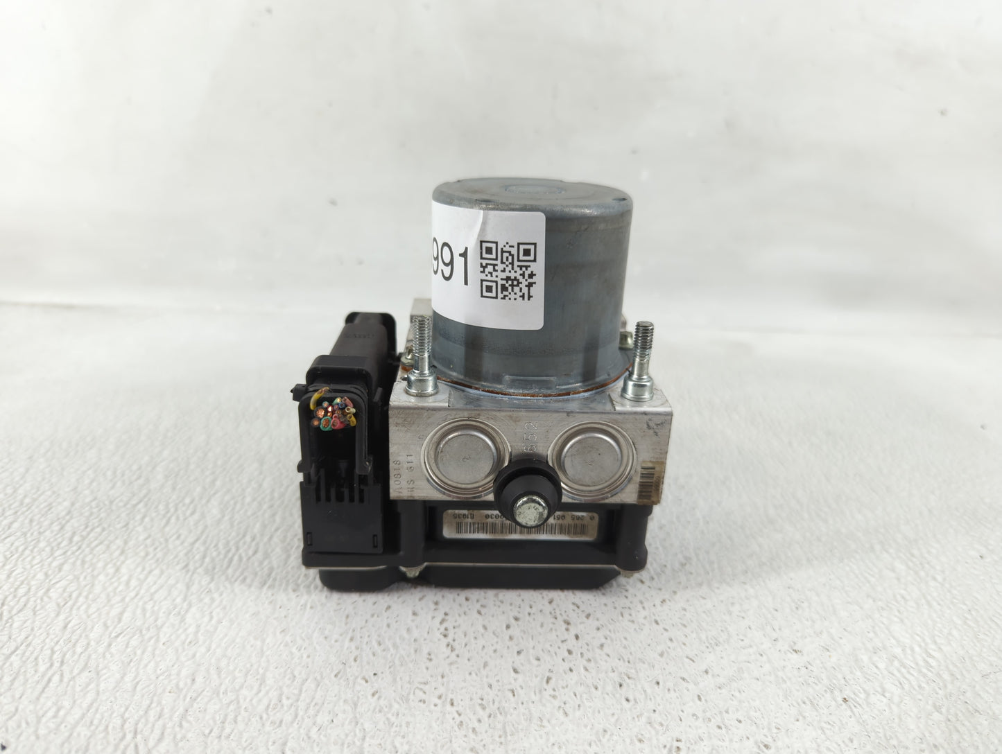 2009-2010 Infiniti G37 ABS Pump Control Module Replacement Fits Fits 2009 2010 OEM Used Auto Parts - Oemusedautoparts1.com