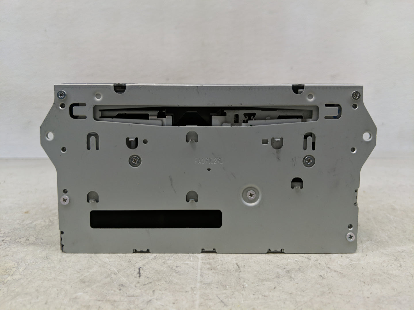 2008-2009 Infiniti G37 Radio AM FM Cd Player Receiver Replacement P/N:25915 1NC4A Fits Fits 2008 2009 OEM Used Auto Parts - 