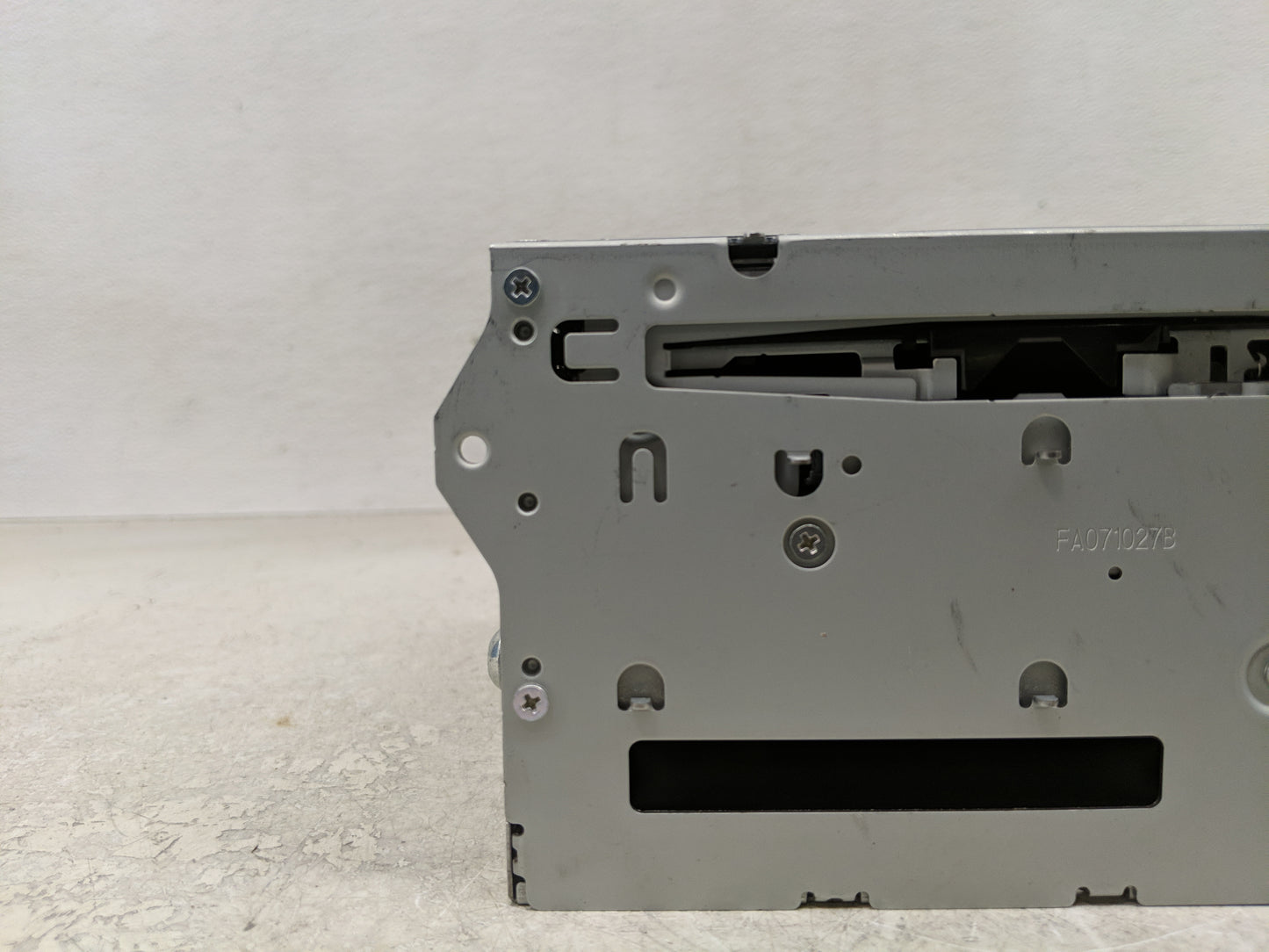 2008-2009 Infiniti G37 Radio AM FM Cd Player Receiver Replacement P/N:25915 1NC4A Fits Fits 2008 2009 OEM Used Auto Parts - 