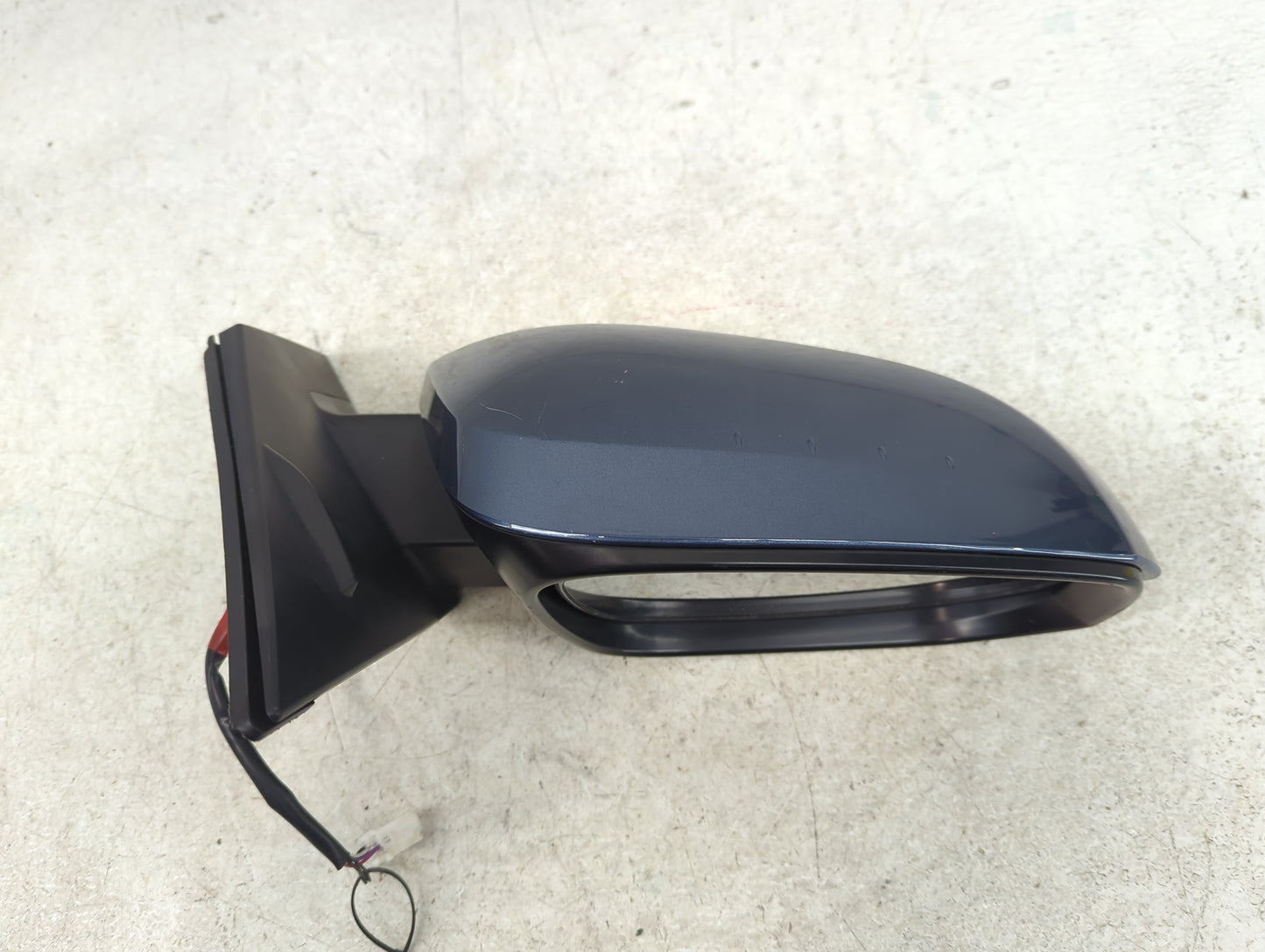 2009-2013 Infiniti G37 Passenger Side View Mirror - Right Door Mirror OEM Used - Oemusedautoparts1.com