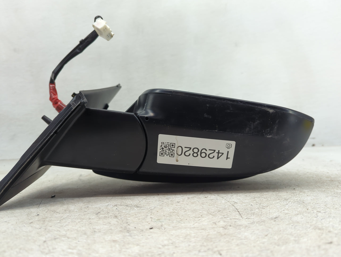2009-2013 Infiniti G37 Passenger Side View Mirror - Right Door Mirror OEM Used - Oemusedautoparts1.com