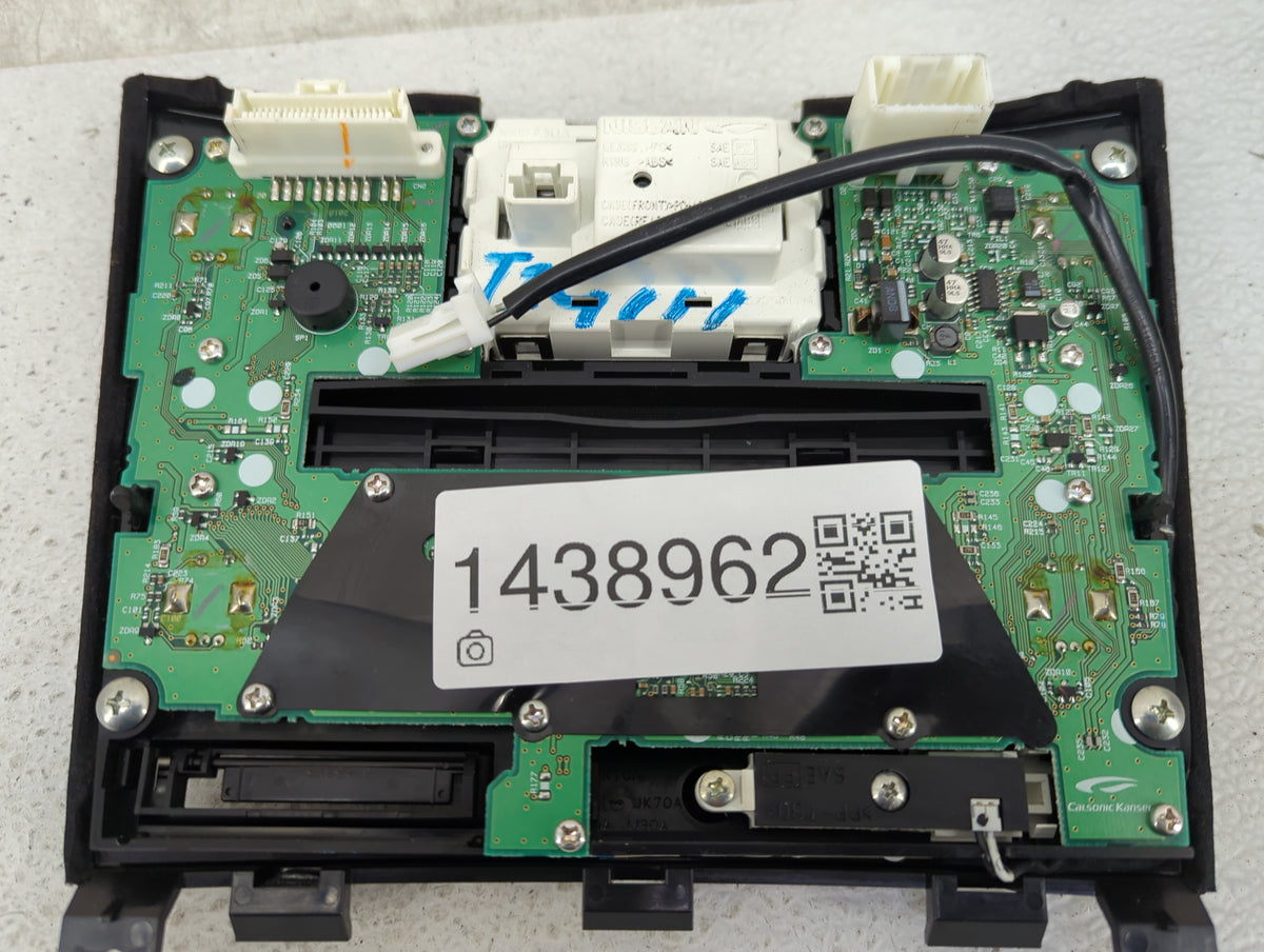 2009 Infiniti G37 Climate Control Module Temperature AC/Heater Replacement Fits OEM Used Auto Parts - Oemusedautoparts1.com