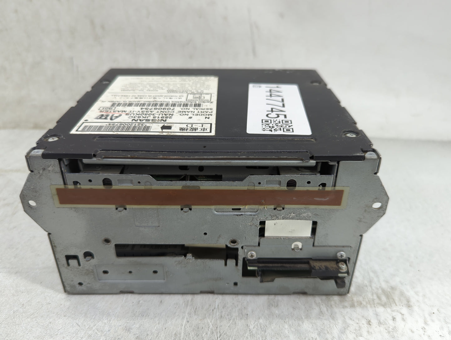 2008-2009 Infiniti G37 Radio AM FM Cd Player Receiver Replacement P/N:25915JK63C NAU-3050KUS Fits Fits 2008 2009 OEM Used Au