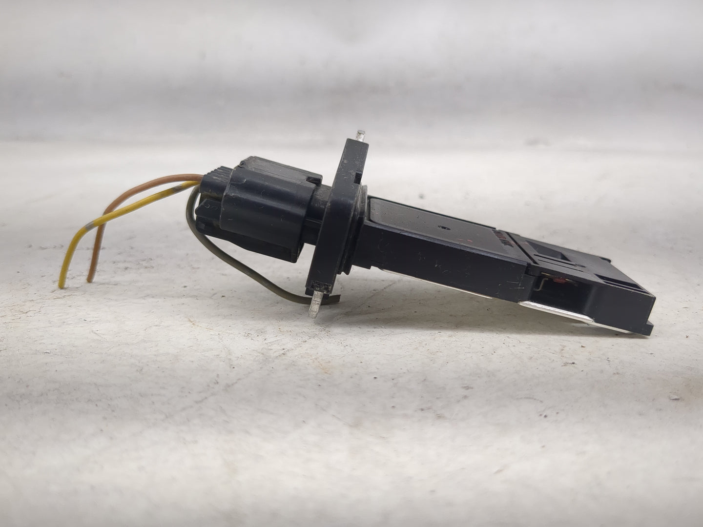 2008-2013 Infiniti G37 Mass Air Flow Meter Maf 1489778 - Oemusedautoparts1.com