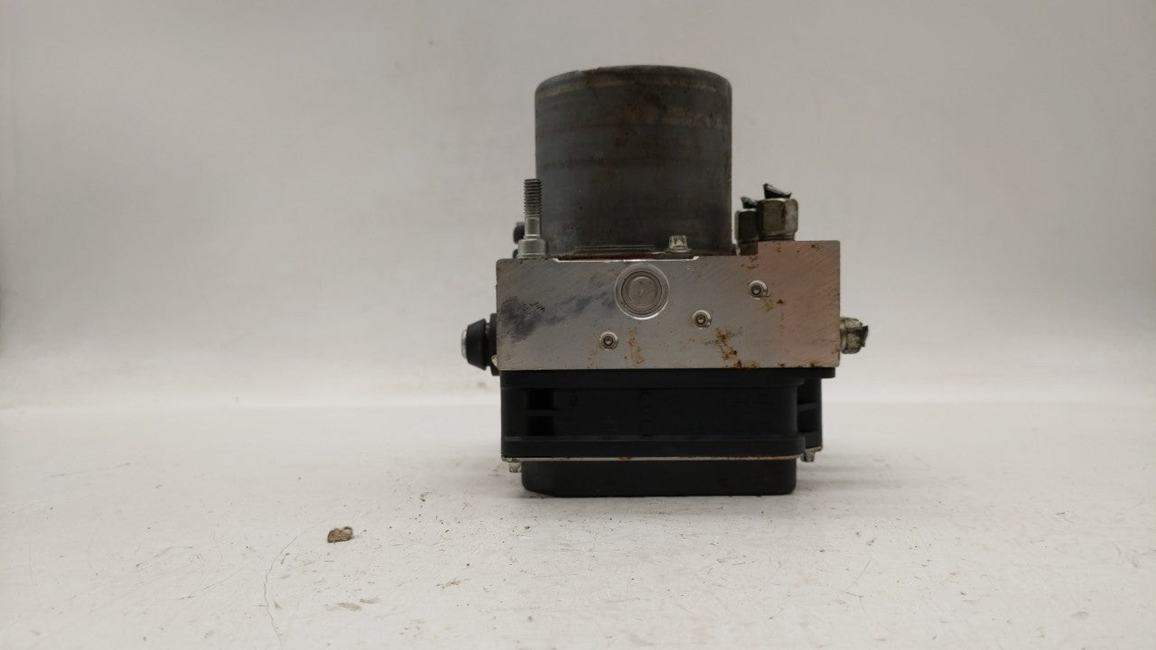 2009-2010 Infiniti G37 ABS Pump Control Module Replacement P/N:47660 1NC0C Fits Fits 2009 2010 OEM Used Auto Parts - Oemused