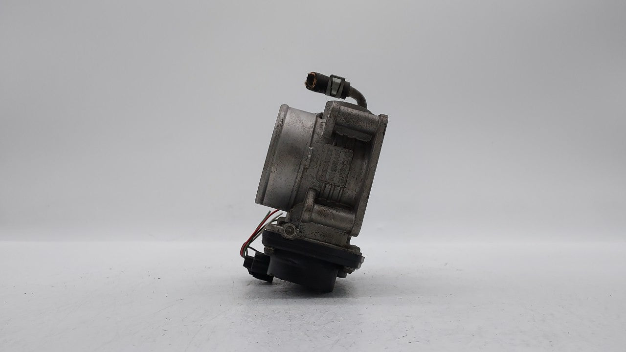 2008-2013 Infiniti G37 Throttle Body P/N:526-01 RME75 Fits OEM Used Auto Parts - Oemusedautoparts1.com