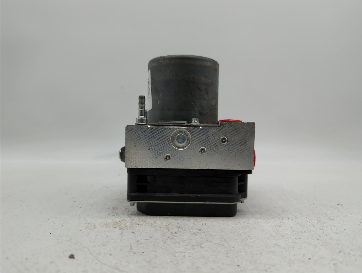 2009-2010 Infiniti G37 ABS Pump Control Module Replacement P/N:47660 1NF0C 47660 1NC0C Fits Fits 2009 2010 OEM Used Auto Par
