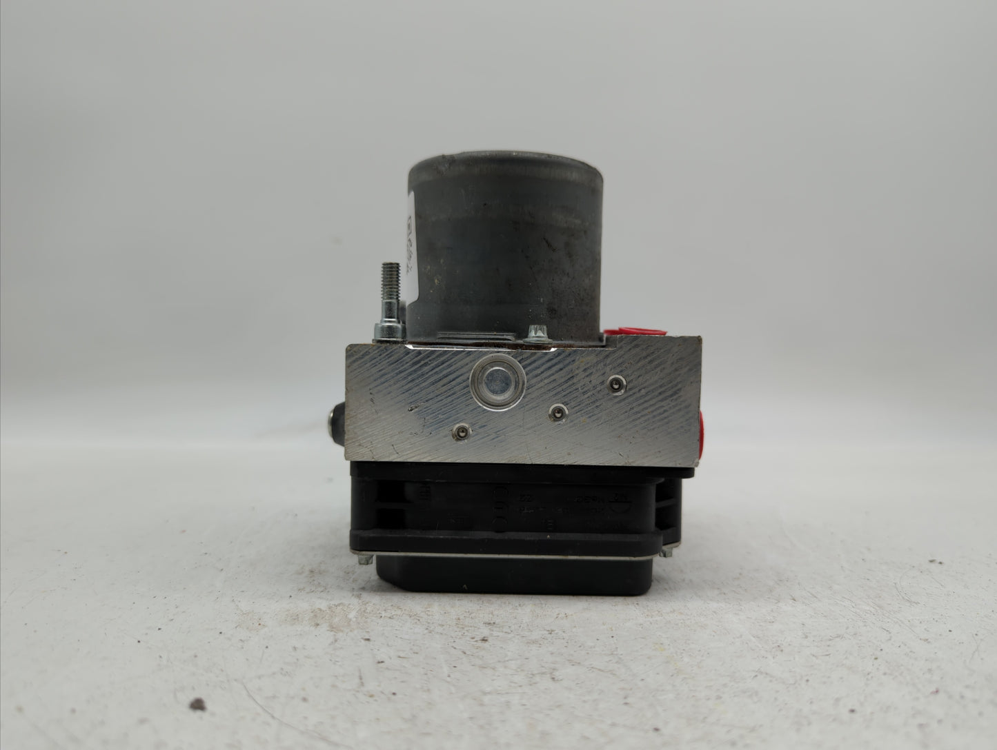 2009-2010 Infiniti G37 ABS Pump Control Module Replacement P/N:47660 1NF0C 47660 1NC0C Fits Fits 2009 2010 OEM Used Auto Par