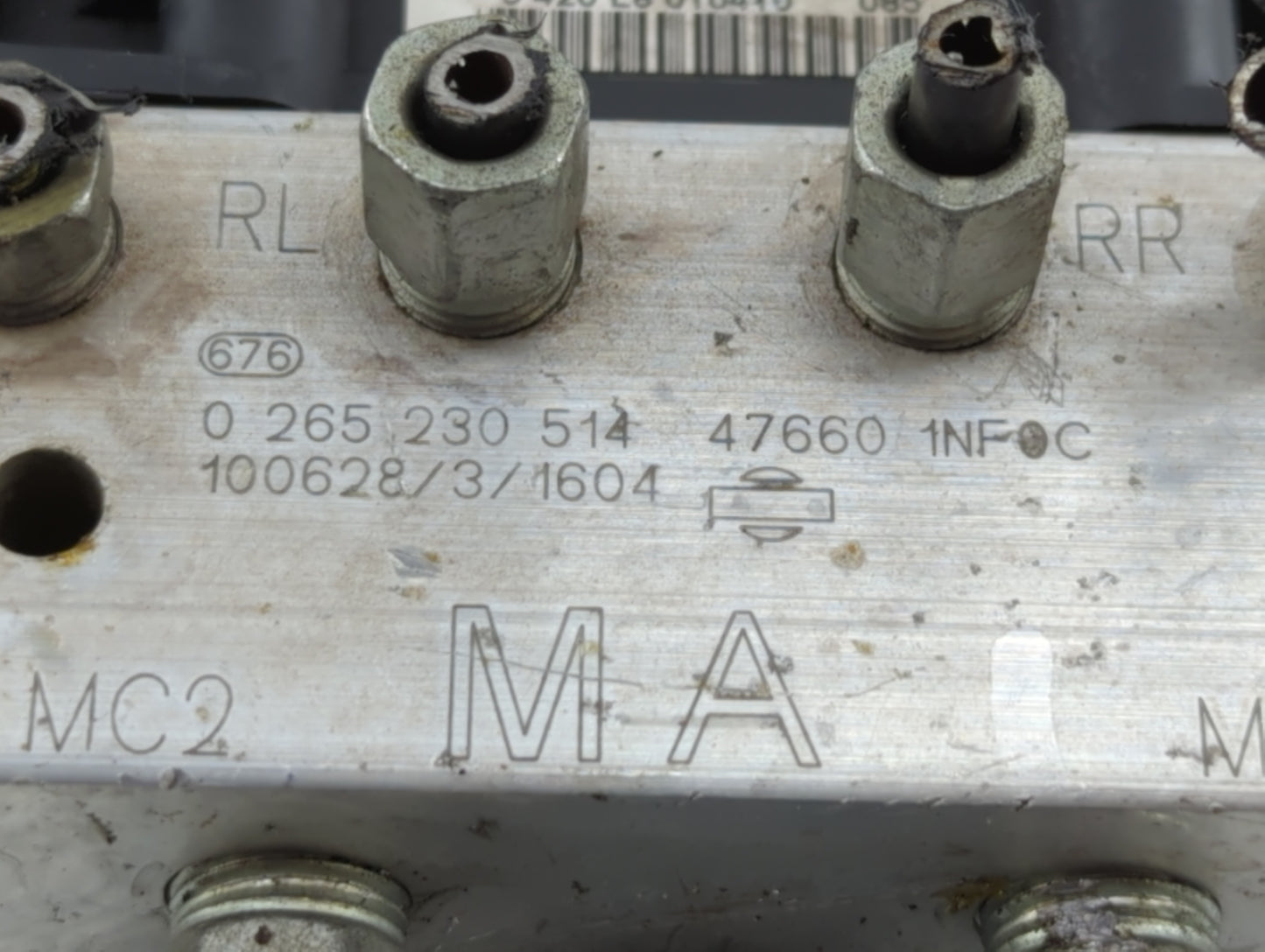 2009-2010 Infiniti G37 ABS Pump Control Module Replacement P/N:47660 1NF0C 47660 1NC0C Fits Fits 2009 2010 OEM Used Auto Par