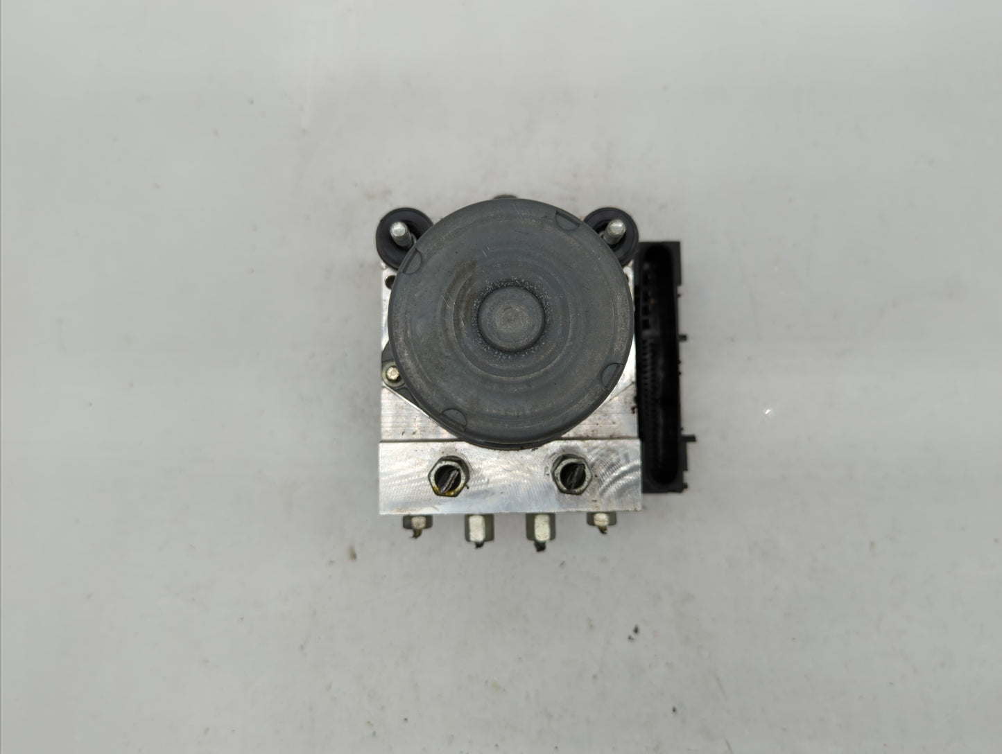 2009-2010 Infiniti G37 ABS Pump Control Module Replacement P/N:47660 1NF0C 47660 1NC0C Fits Fits 2009 2010 OEM Used Auto Par