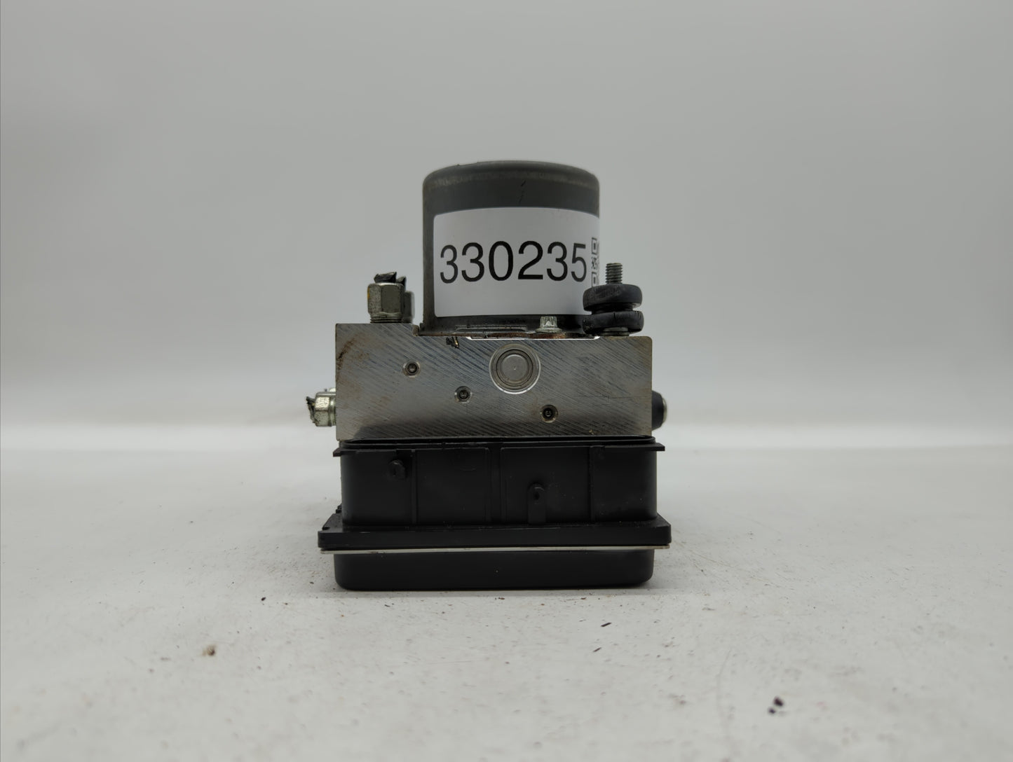 2009-2010 Infiniti G37 ABS Pump Control Module Replacement P/N:47660 1NF0C 47660 1NC0C Fits Fits 2009 2010 OEM Used Auto Par