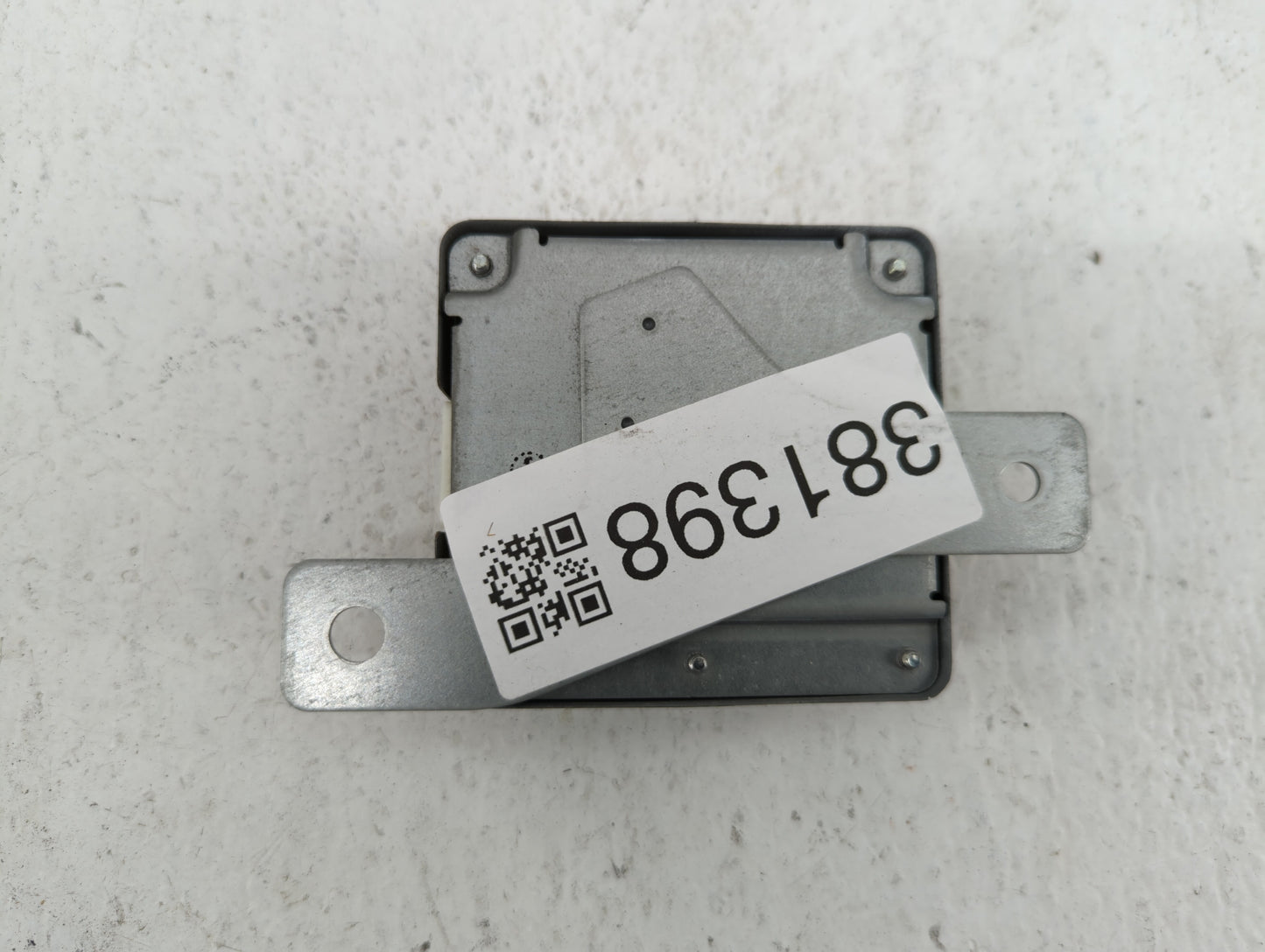 2009-2013 Infiniti G37 Chassis Control Module Ccm Bcm Body Control - Oemusedautoparts1.com