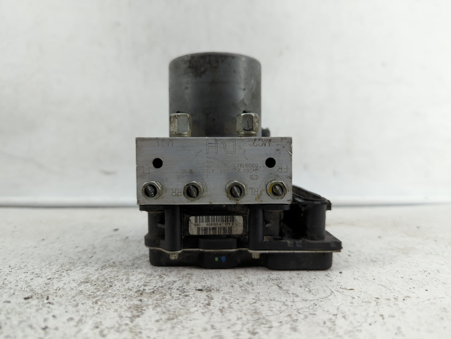 2009-2010 Infiniti G37 ABS Pump Control Module Replacement P/N:47660 1ND0C 47660 1NG0A Fits Fits 2009 2010 OEM Used Auto Par