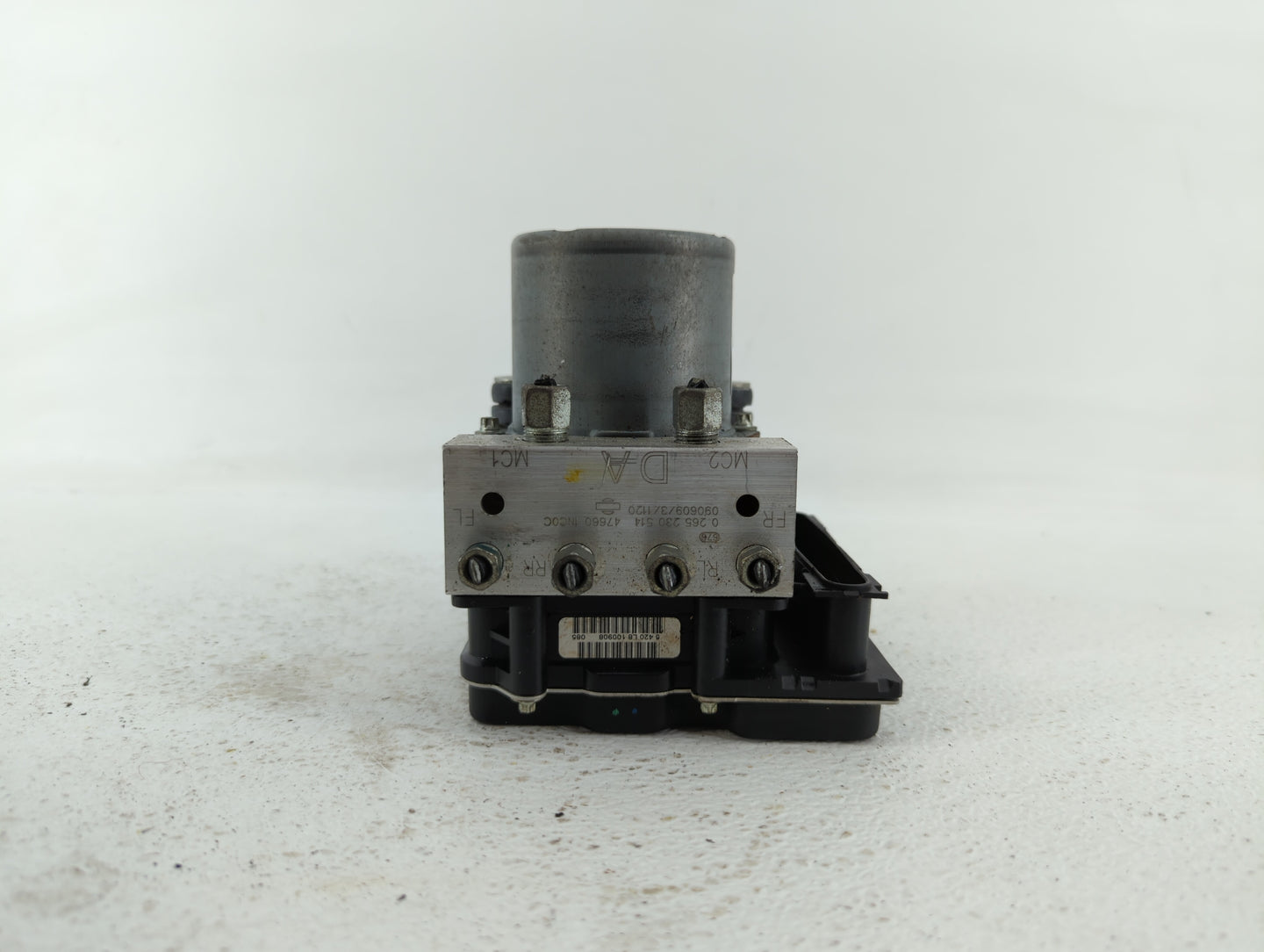 2009 Infiniti G37 ABS Pump Control Module Replacement P/N:0 265 951 152 Fits OEM Used Auto Parts - Oemusedautoparts1.com