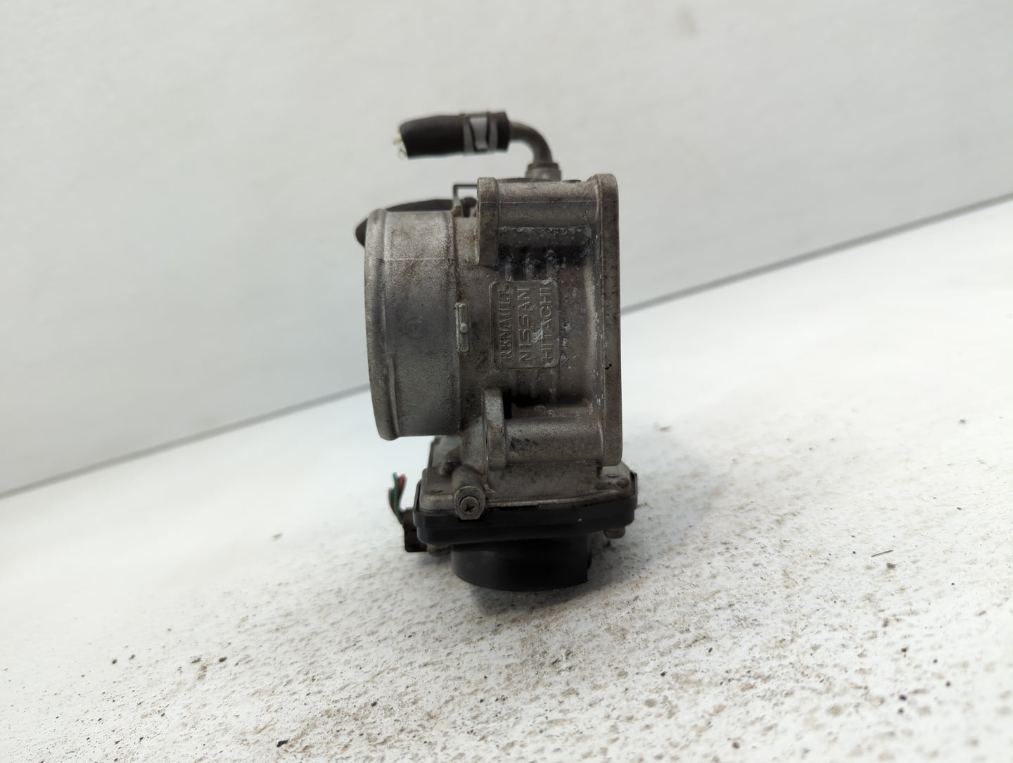 2008-2013 Infiniti G37 Throttle Body P/N:526-01K3X07 Fits OEM Used Auto Parts - Oemusedautoparts1.com