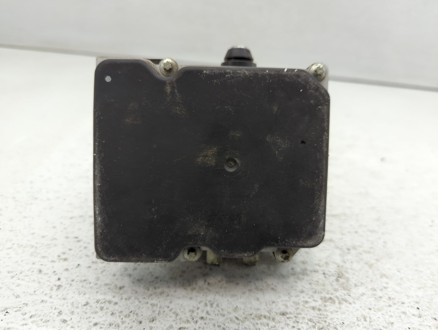 2009-2010 Infiniti G37 ABS Pump Control Module Replacement P/N:47660 1ND0C 47660 1NG0A Fits Fits 2009 2010 OEM Used Auto Par