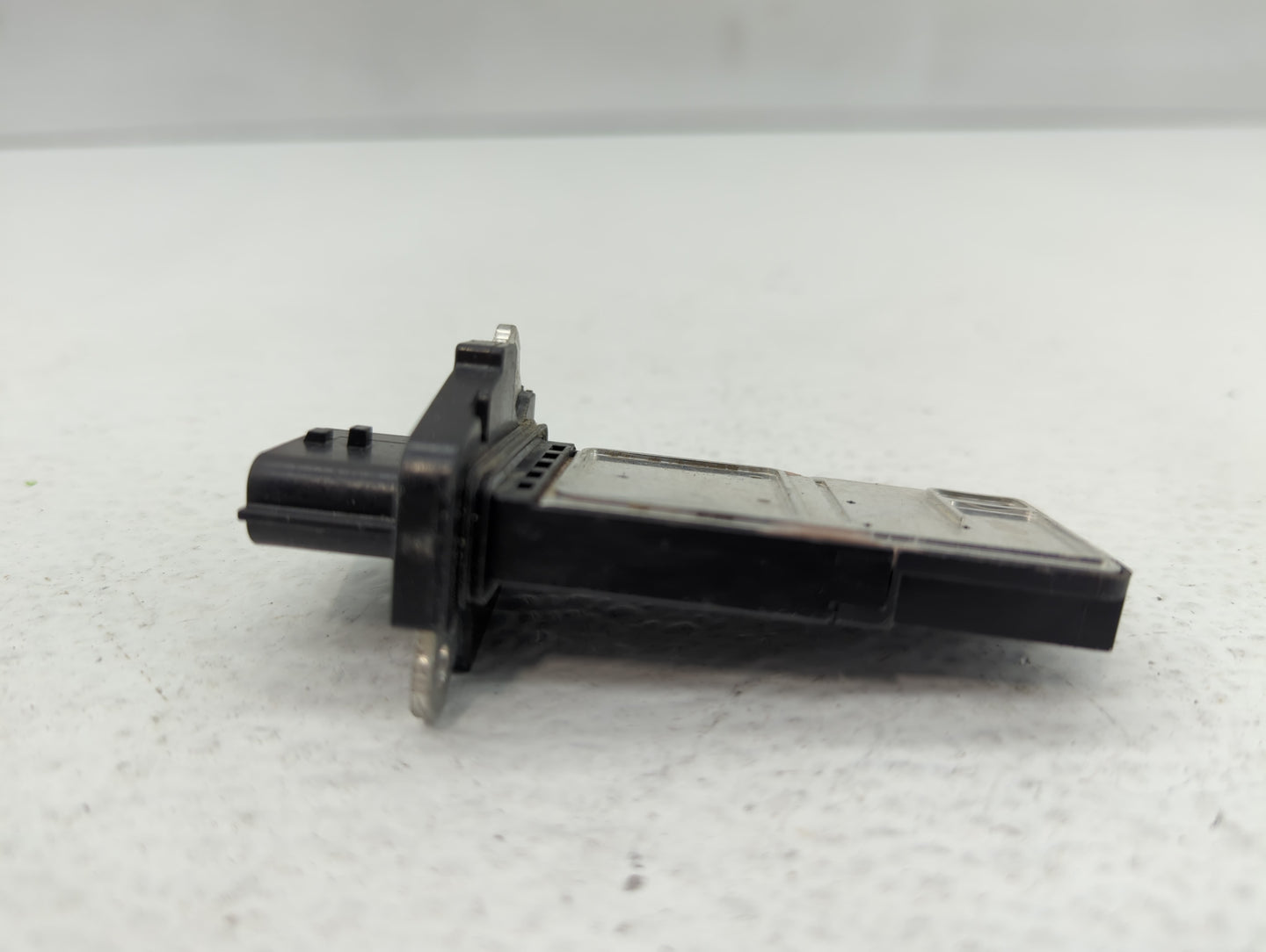 2008-2013 Infiniti G37 Mass Air Flow Meter Maf - Oemusedautoparts1.com