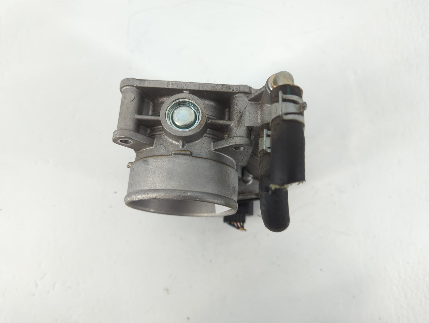 2008-2013 Infiniti G37 Throttle Body P/N:5930 526-02 Fits OEM Used Auto Parts - Oemusedautoparts1.com
