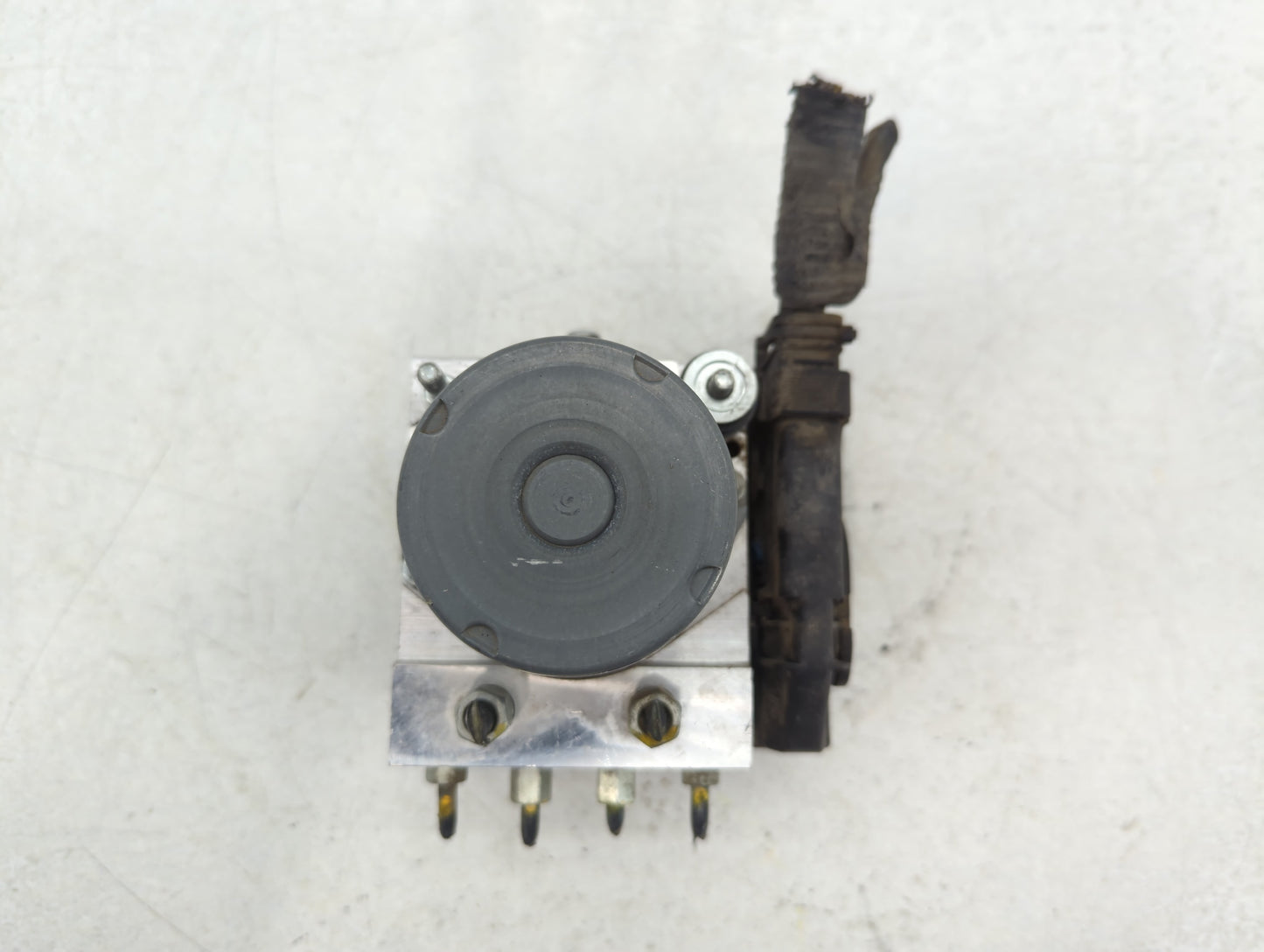 2009 Infiniti G37 ABS Pump Control Module Replacement P/N:27660 1NC0D 0 265 230 518 Fits OEM Used Auto Parts - Oemusedautopa