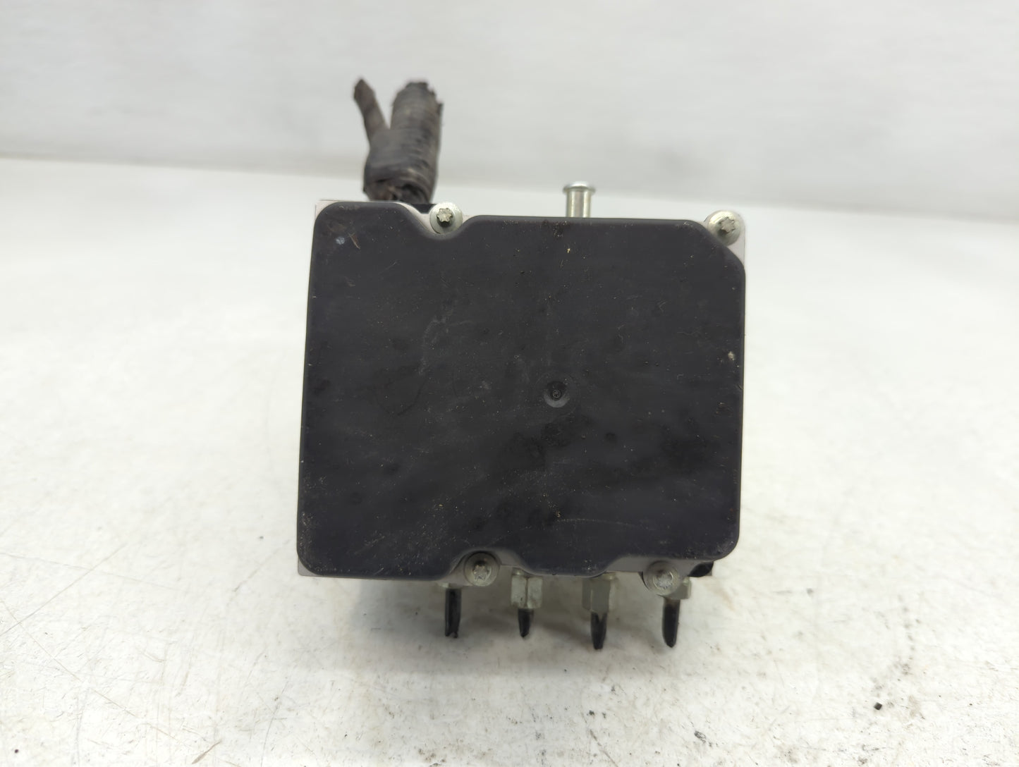 2009 Infiniti G37 ABS Pump Control Module Replacement P/N:27660 1NC0D 0 265 230 518 Fits OEM Used Auto Parts - Oemusedautopa