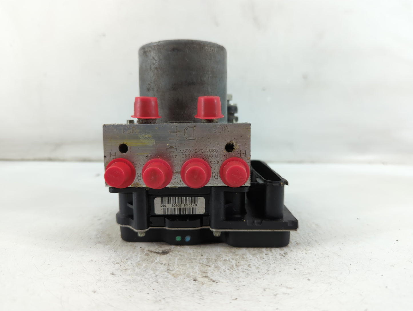 2009 Infiniti G37 ABS Pump Control Module Replacement P/N:47660 1NC0E 0 265 230 540 Fits OEM Used Auto Parts - Oemusedautopa