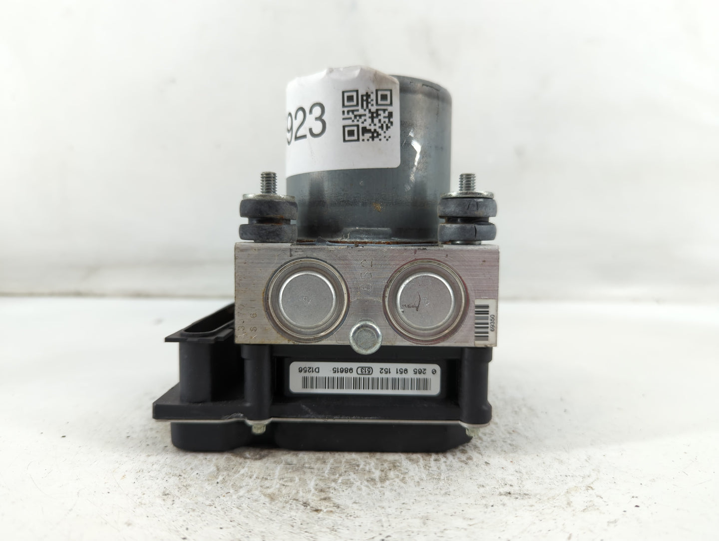 2009 Infiniti G37 ABS Pump Control Module Replacement P/N:27660 1NC0C 0 265 230 514 Fits OEM Used Auto Parts - Oemusedautopa
