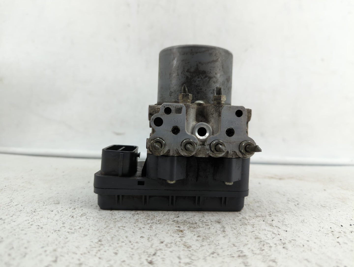 2009-2010 Infiniti M45 ABS Pump Control Module Replacement P/N:47660 EV50C Fits Fits 2009 2010 OEM Used Auto Parts - Oemused