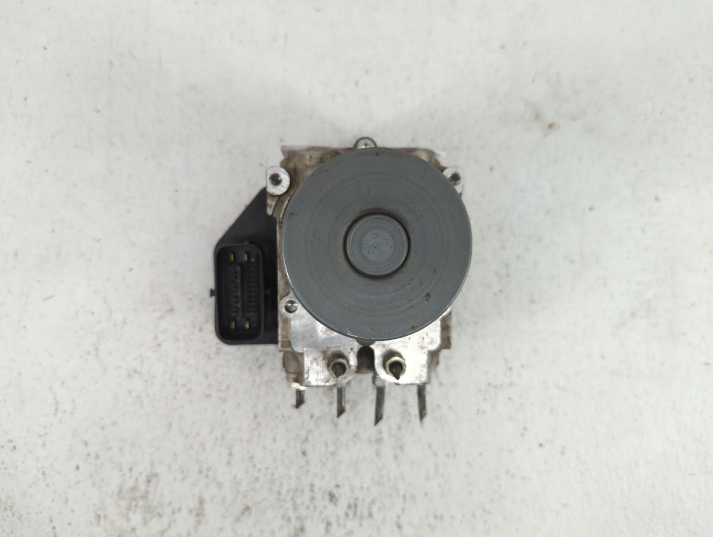 2009-2010 Infiniti M45 ABS Pump Control Module Replacement P/N:47660 EV50C Fits Fits 2009 2010 OEM Used Auto Parts - Oemused