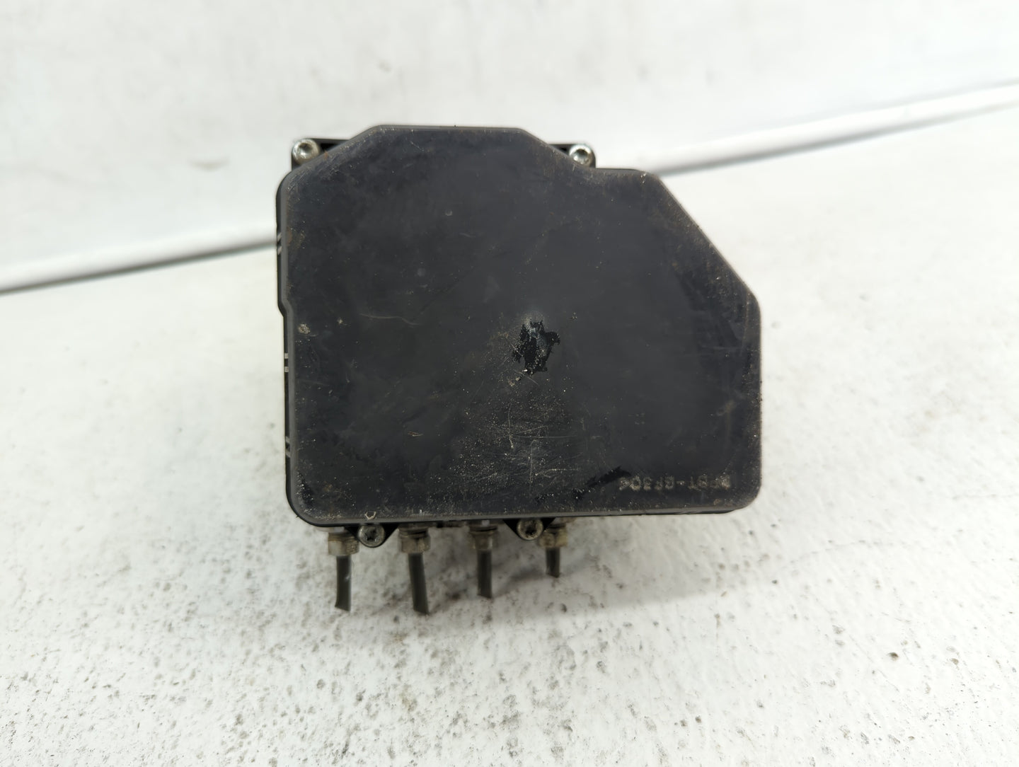 2009-2010 Infiniti M45 ABS Pump Control Module Replacement P/N:47660 EV50C Fits Fits 2009 2010 OEM Used Auto Parts - Oemused