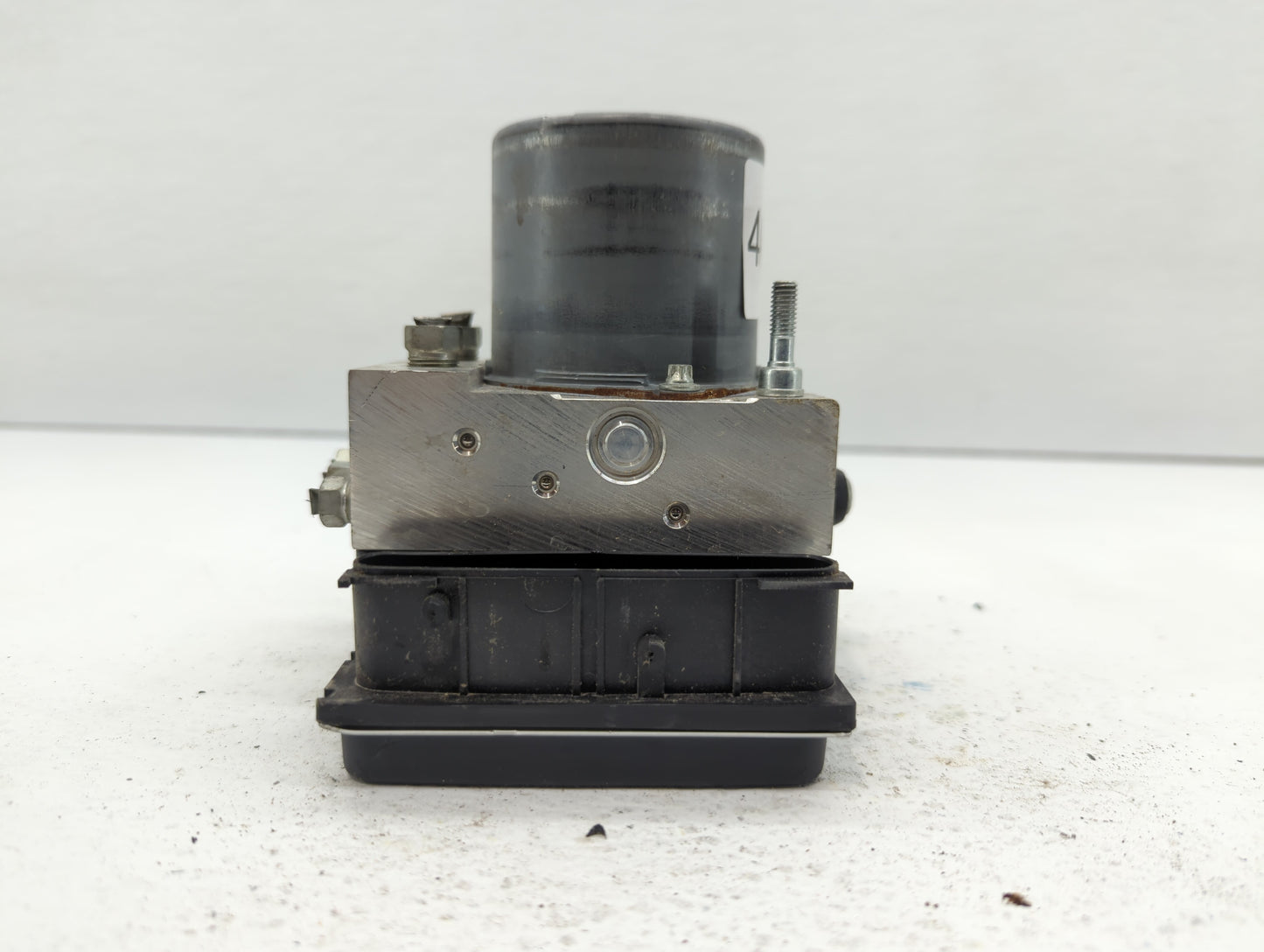 2009-2010 Infiniti M45 ABS Pump Control Module Replacement P/N:47660 EV50A Fits Fits 2009 2010 OEM Used Auto Parts - Oemused