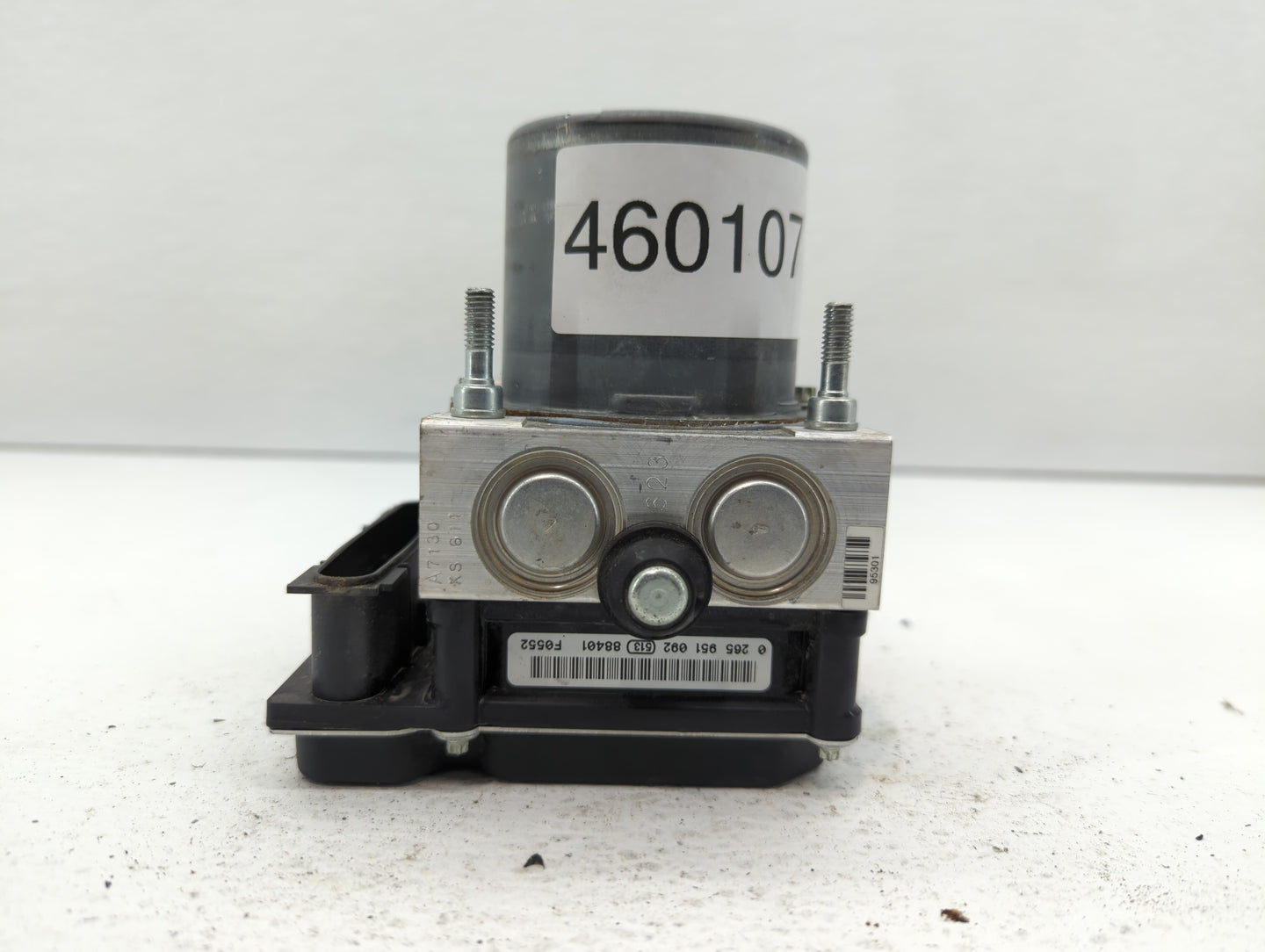 2009-2010 Infiniti M45 ABS Pump Control Module Replacement P/N:47660 EV50A Fits Fits 2009 2010 OEM Used Auto Parts - Oemused