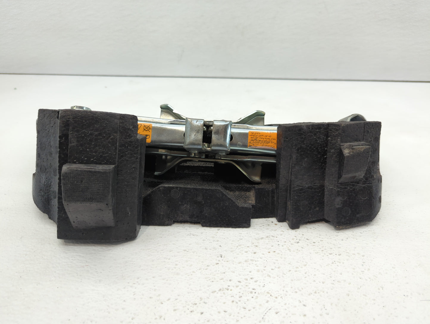 2009 Infiniti M45 Spare Scissor Car Jack - Oemusedautoparts1.com