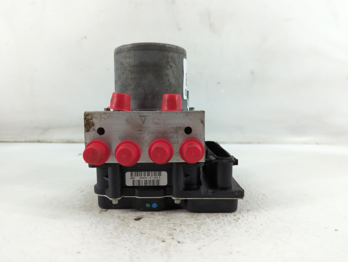 2009-2010 Infiniti M45 ABS Pump Control Module Replacement P/N:47660 E J90A 0 265 230 437 Fits Fits 2009 2010 OEM Used Auto 