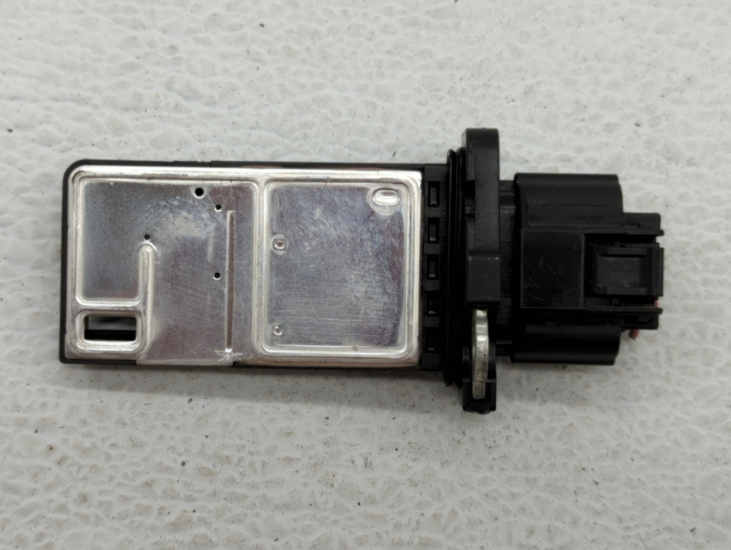 Isuzu Fxr Mass Air Flow Meter Maf - Oemusedautoparts1.com