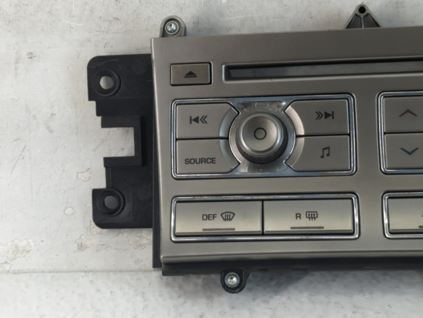 2009-2011 Jaguar Xf Radio AM FM Cd Player Receiver Replacement P/N:8X23-18C858-BF Fits Fits 2009 2010 2011 OEM Used Auto Par