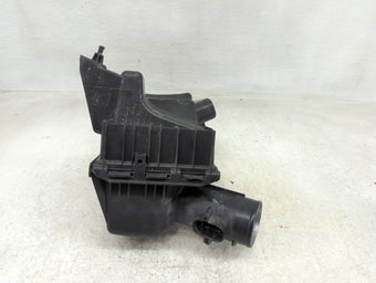 compare product 2009-2010 Jaguar Xf Air Cleaner Intake-duct Hose Tube
