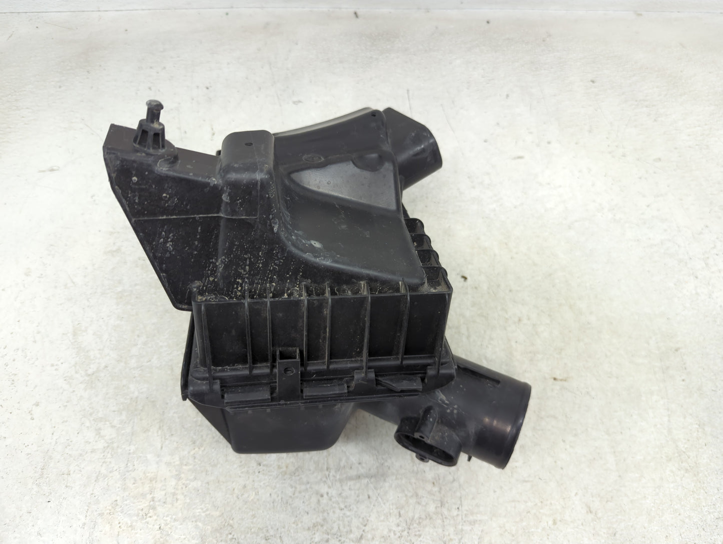 2009-2010 Jaguar Xf Air Cleaner Intake-duct Hose Tube - Oemusedautoparts1.com