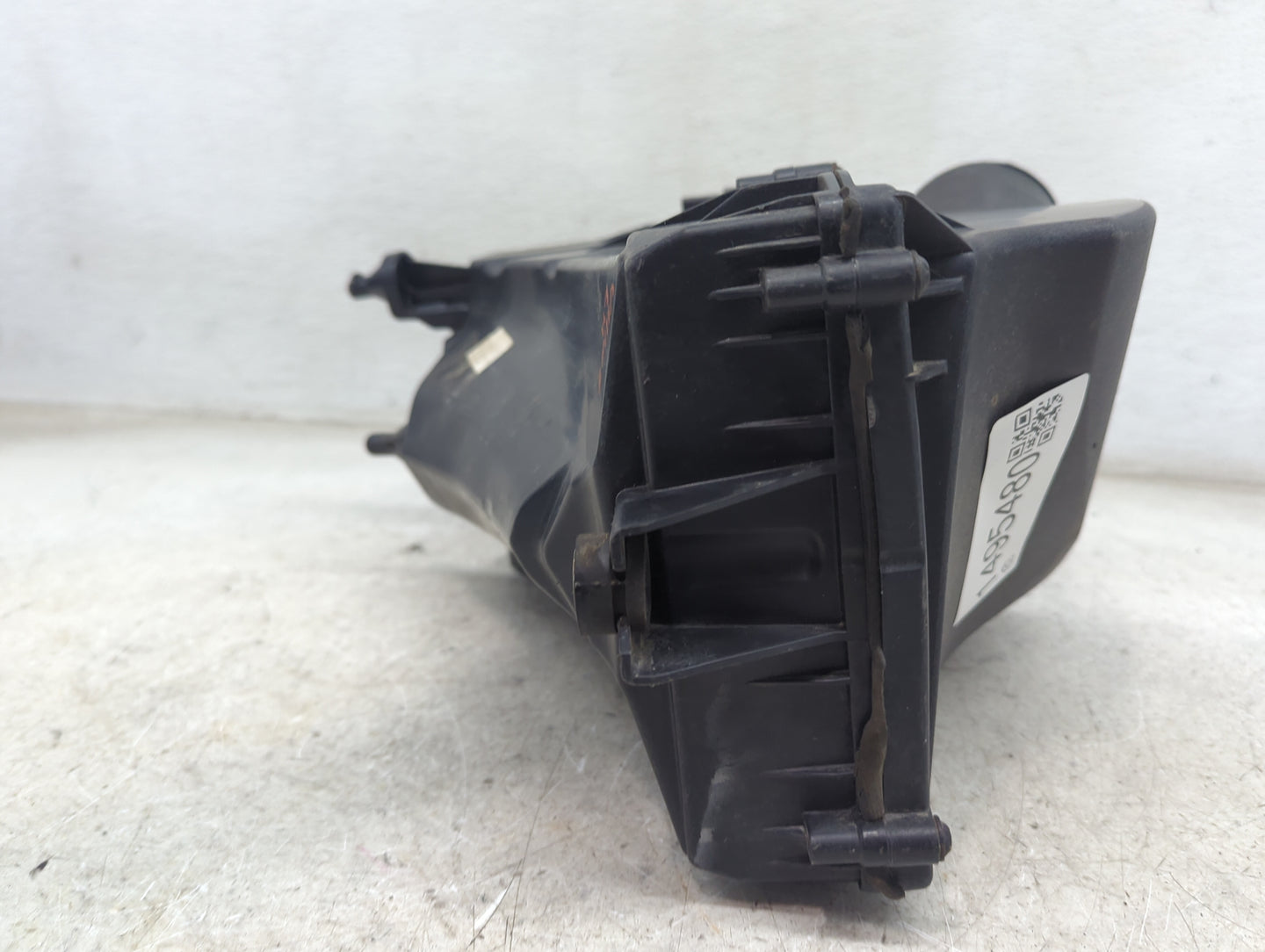 2009-2012 Jaguar Xf Air Cleaner Intake-duct Hose Tube 1495480 - Oemusedautoparts1.com