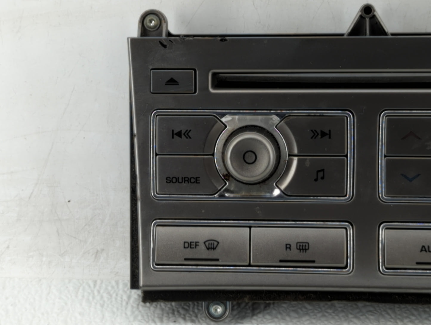 2009-2011 Jaguar Xf Radio Control Panel - Oemusedautoparts1.com