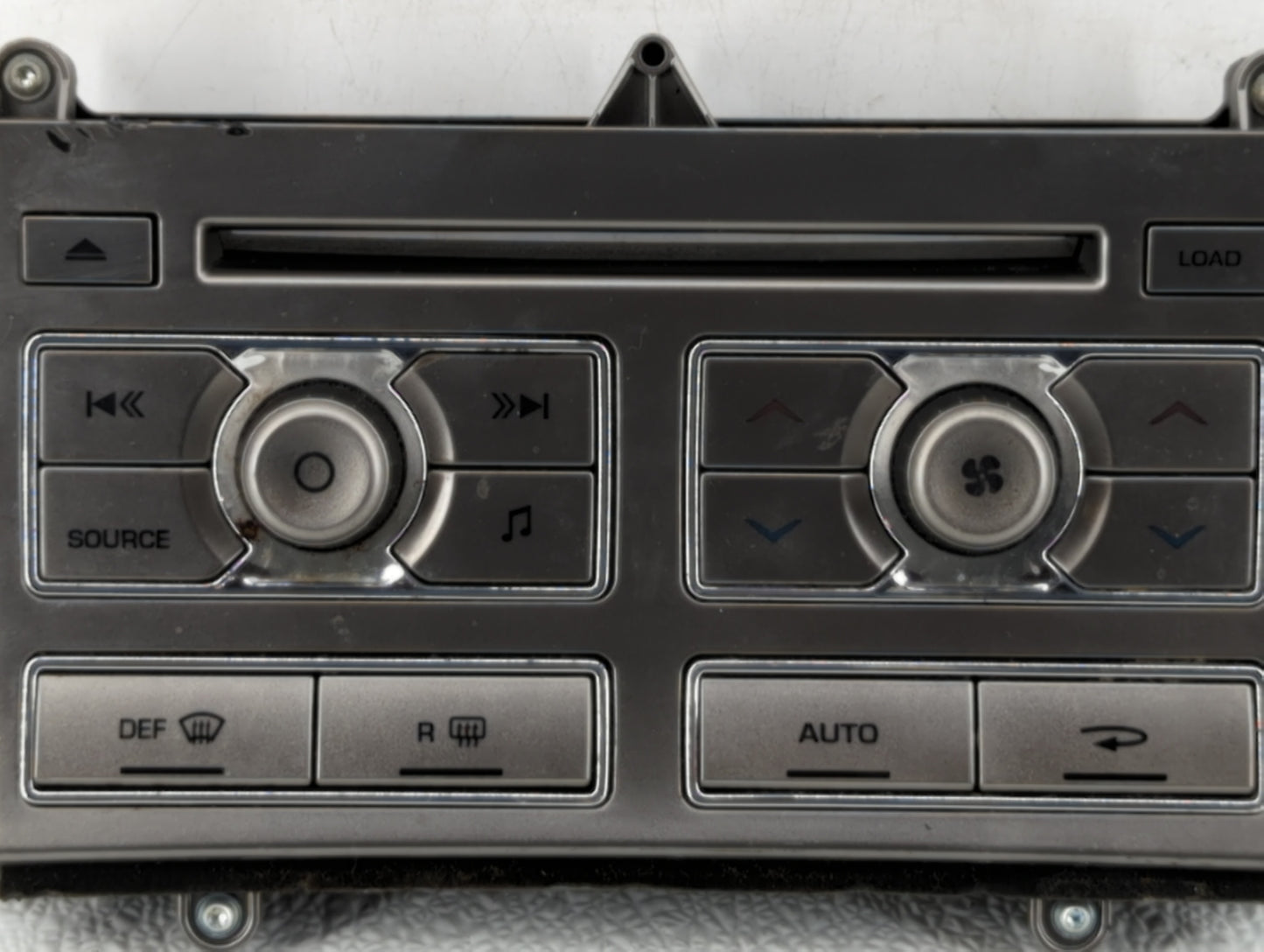 2009-2011 Jaguar Xf Radio Control Panel - Oemusedautoparts1.com