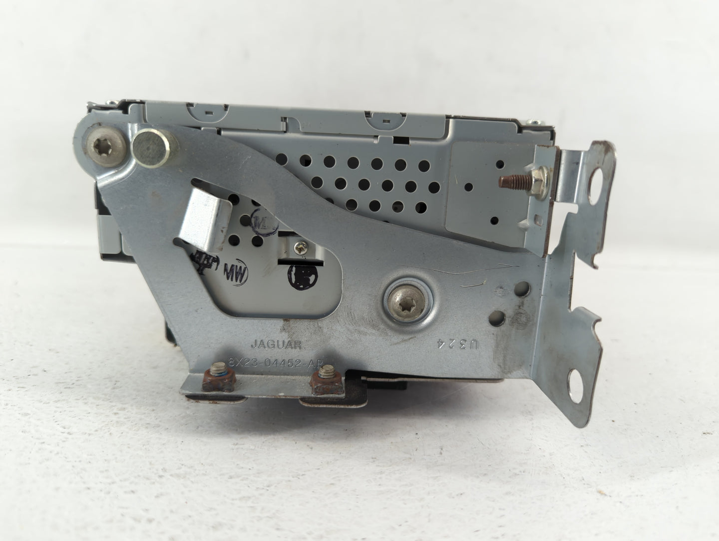 2009-2011 Jaguar Xf Am Fm Cd Player Radio Receiver - Oemusedautoparts1.com
