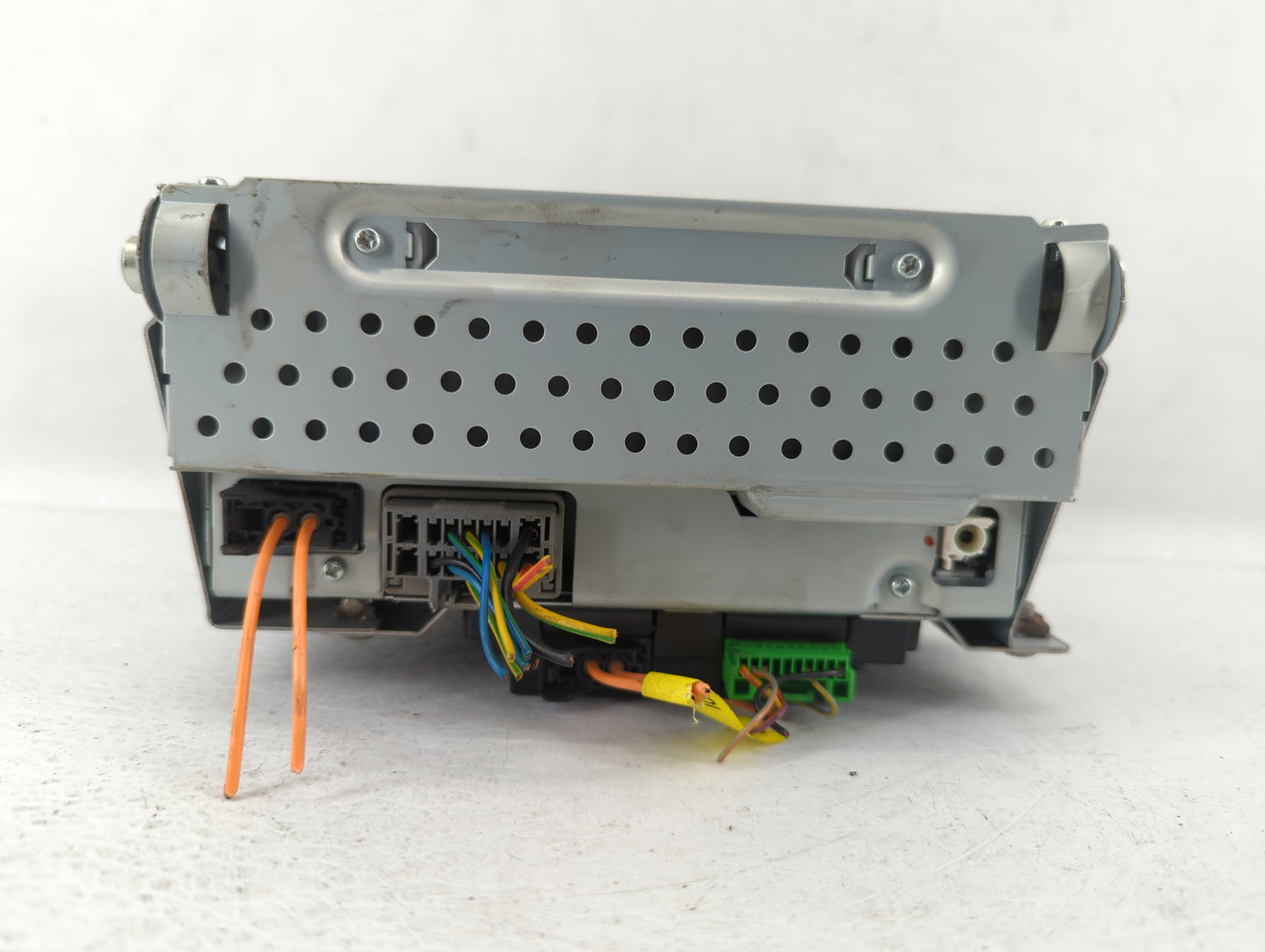 2009-2011 Jaguar Xf Am Fm Cd Player Radio Receiver - Oemusedautoparts1.com